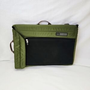 REI Laptop Messenger Bag Green Padded 16” Briefcase Multi-Purpose